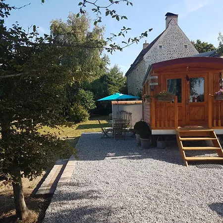 La Roulotte Du Pinleu Отель типа 